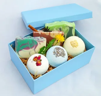 custom Bath Bomb Boxes